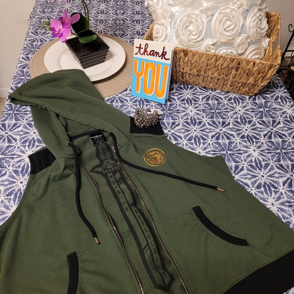 Disney Hooded-Vest. Size 1x. Green